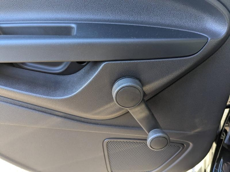 Photo 13 de l’annonce de FORD Fiesta d’occasion à vendre à CARCASSONNE