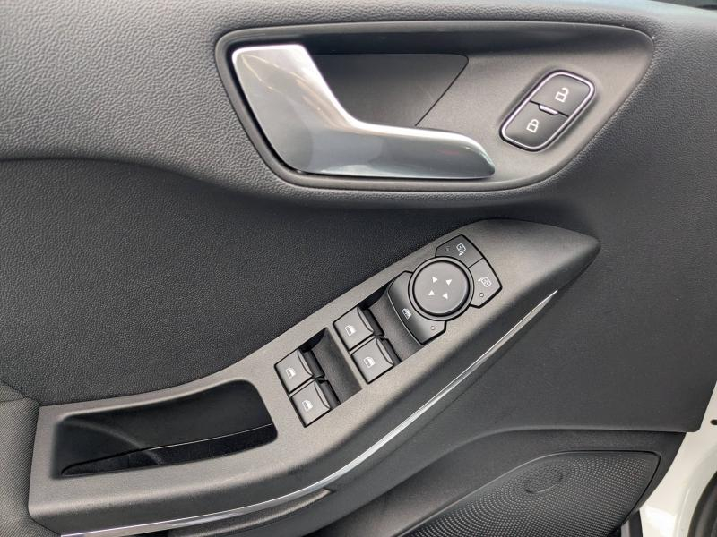 Photo 7 de l’annonce de FORD Fiesta d’occasion à vendre à CARCASSONNE