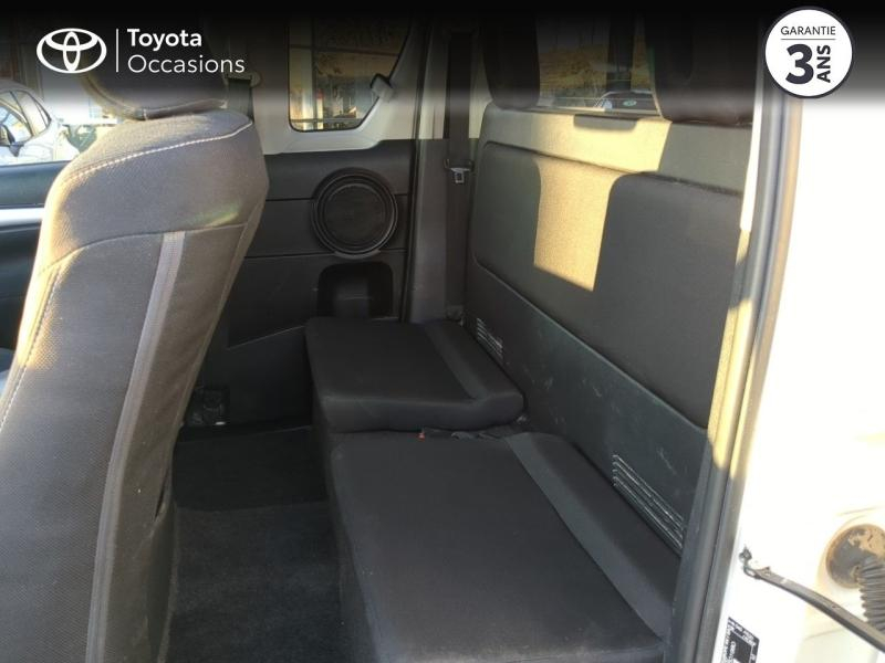 Photo 12 de l’annonce de TOYOTA Hilux VUL d’occasion à vendre à ARLES