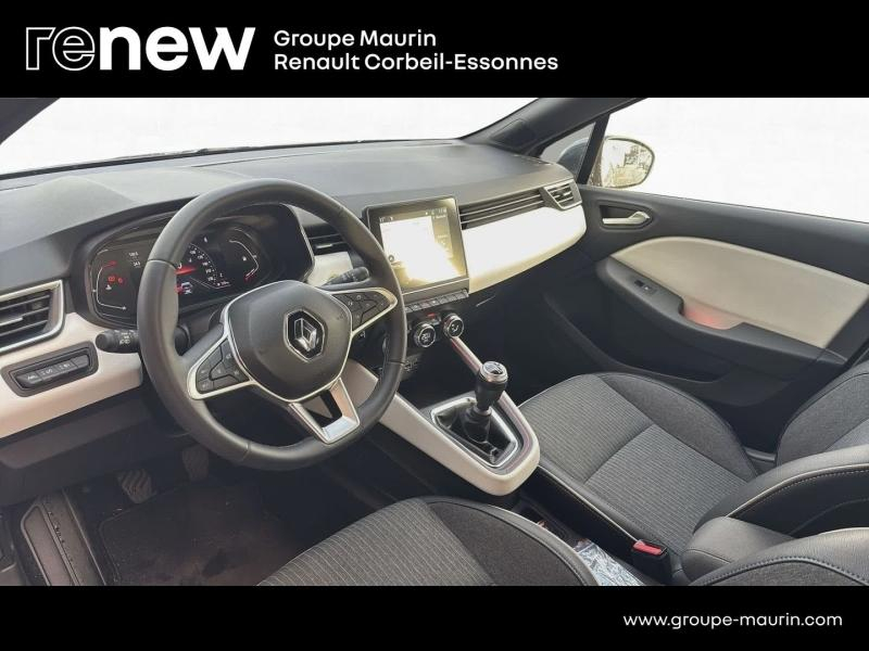 Photo 9 de l’annonce de RENAULT Clio d’occasion à vendre à CORBEIL-ESSONNES