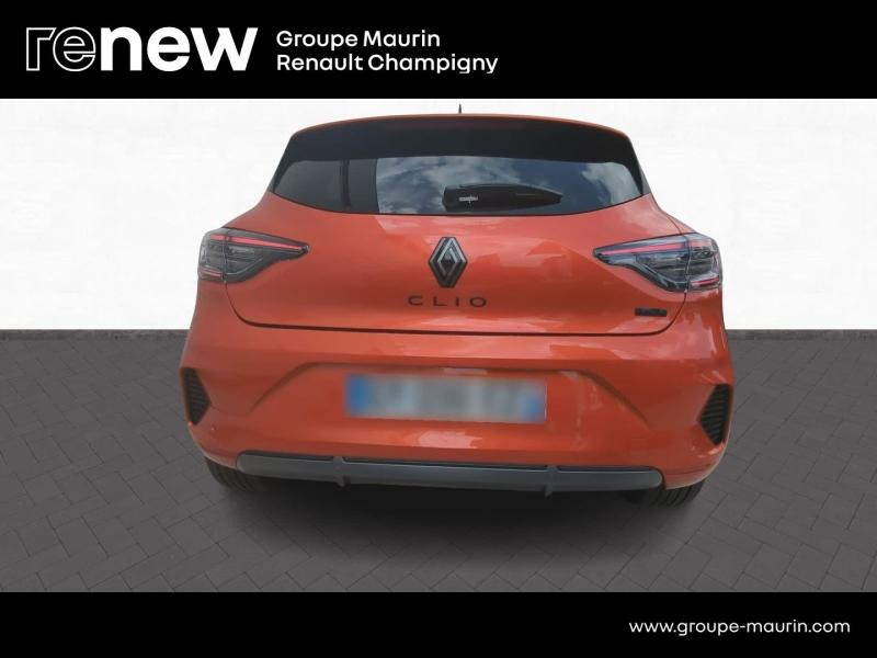 Photo 7 de l’annonce de RENAULT Clio d’occasion à vendre à CHENNEVIÈRES-SUR-MARNE