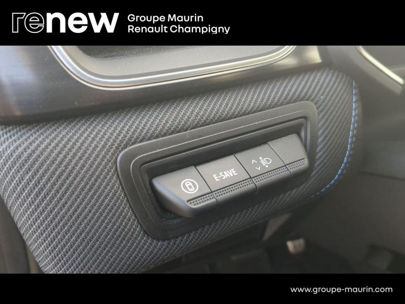 Photo 16 de l’annonce de RENAULT Captur d’occasion à vendre à CHAMPIGNY-SUR-MARNE