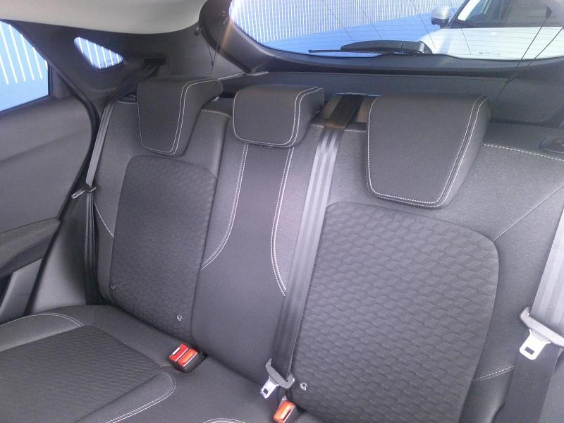 group.seo.links.detann.title Photo 19 de l’annonce de FORD Puma d’occasion à vendre à PERPIGNAN