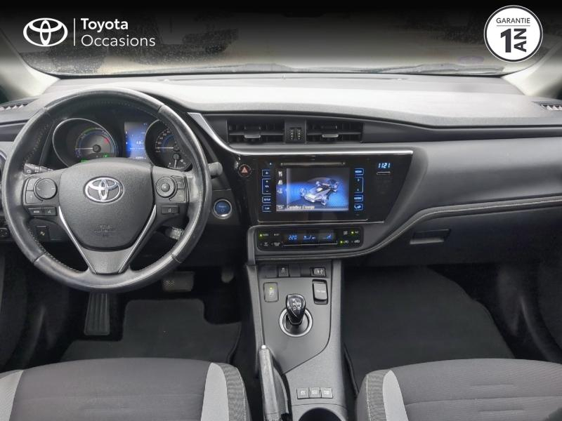Photo 8 de l’annonce de TOYOTA Auris d’occasion à vendre à MONTFAVET