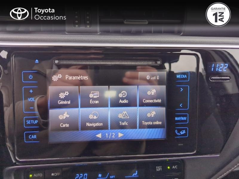 Photo 15 de l’annonce de TOYOTA Auris d’occasion à vendre à MONTFAVET