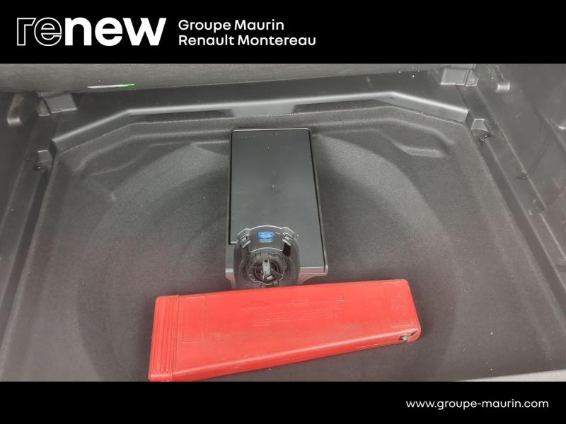 group.seo.links.detann.title Photo 14 de l’annonce de PEUGEOT 3008 d’occasion à vendre à VARENNES SUR SEINE