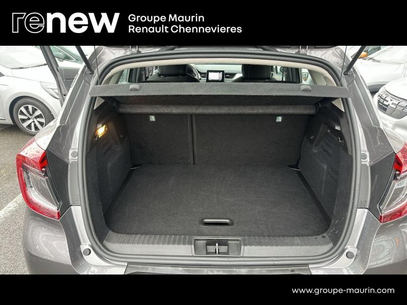 Photo 12 de l’annonce de RENAULT Captur d’occasion à vendre à CHENNEVIÈRES-SUR-MARNE