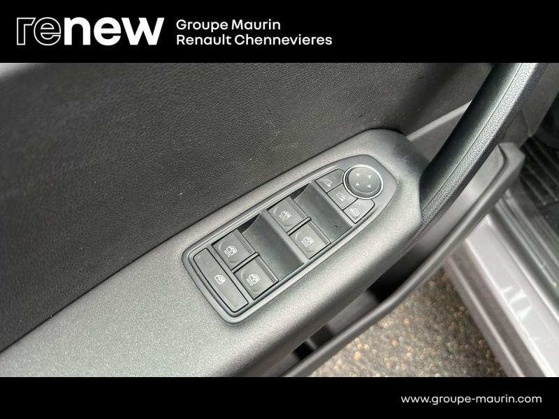 Photo 14 de l’annonce de RENAULT Captur d’occasion à vendre à CHENNEVIÈRES-SUR-MARNE