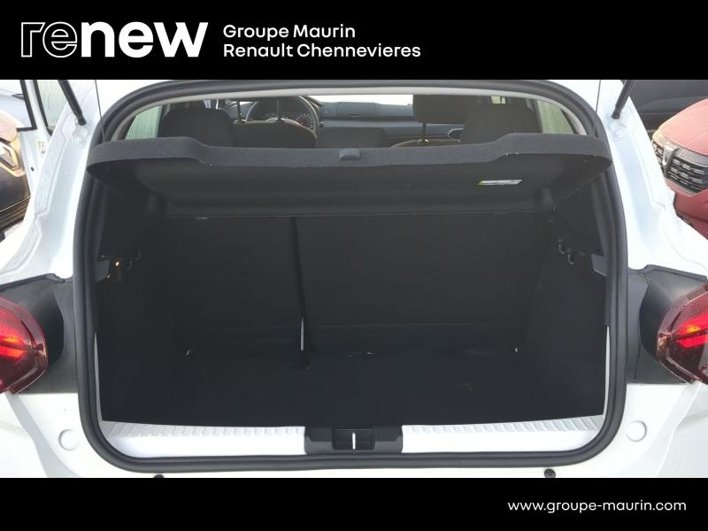 group.seo.links.detann.title Photo 11 de l’annonce de DACIA Sandero d’occasion à vendre à CHENNEVIÈRES-SUR-MARNE