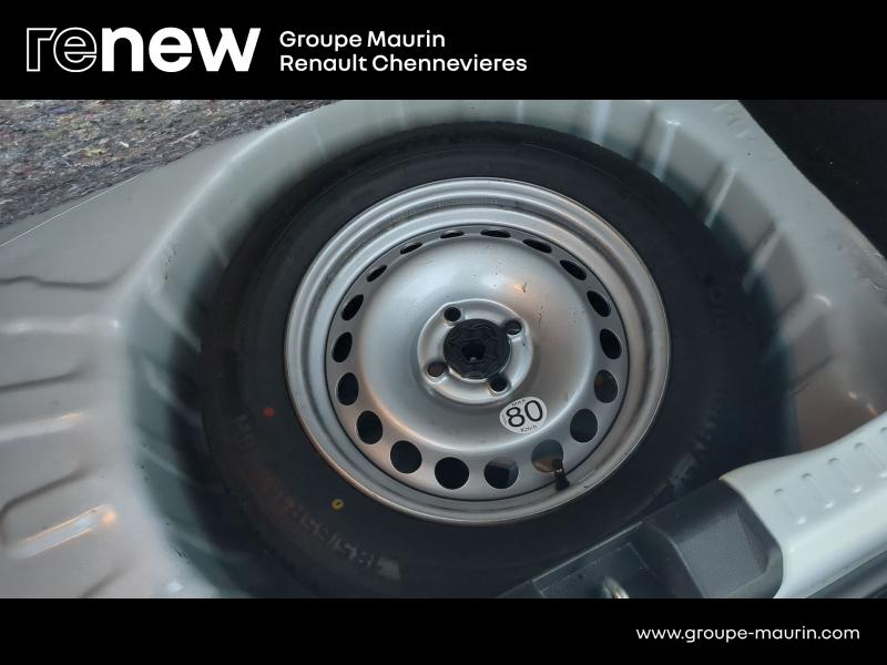 group.seo.links.detann.title Photo 14 de l’annonce de DACIA Sandero d’occasion à vendre à CHENNEVIÈRES-SUR-MARNE