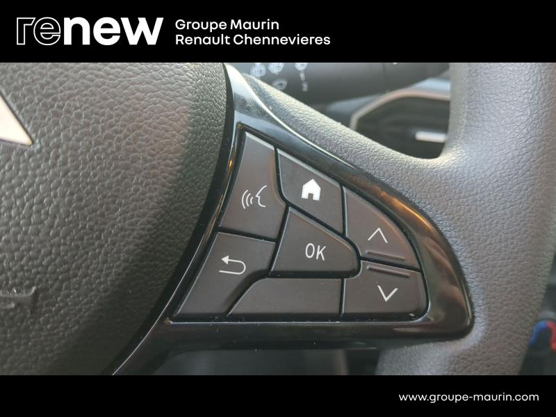 group.seo.links.detann.title Photo 17 de l’annonce de DACIA Sandero d’occasion à vendre à CHENNEVIÈRES-SUR-MARNE