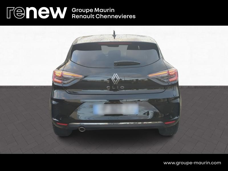 Photo 7 de l’annonce de RENAULT Clio d’occasion à vendre à CHENNEVIÈRES-SUR-MARNE