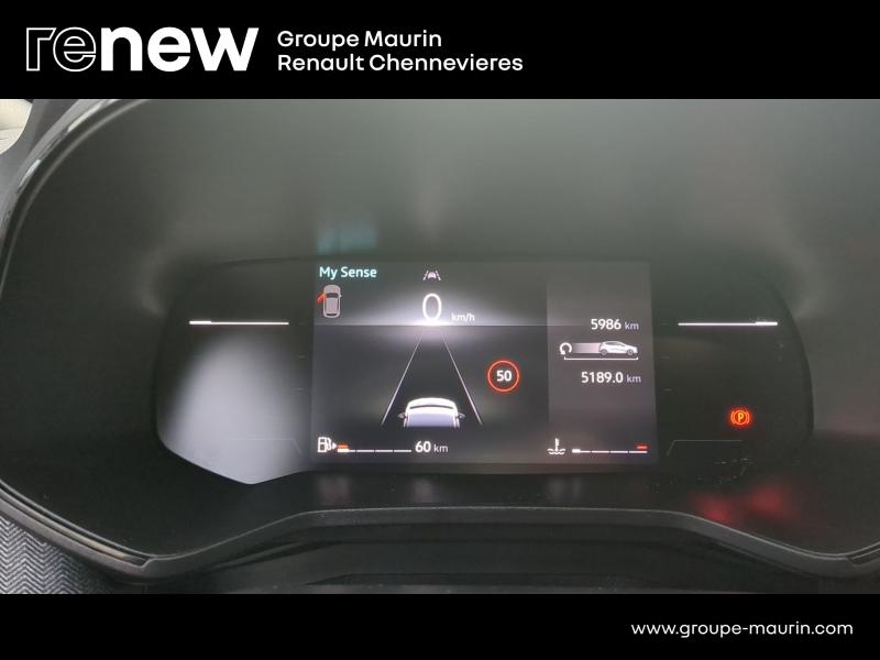 Photo 13 de l’annonce de RENAULT Clio d’occasion à vendre à CHENNEVIÈRES-SUR-MARNE