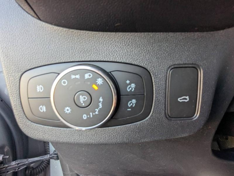 Photo 13 de l’annonce de FORD Puma d’occasion à vendre à FRÉJUS