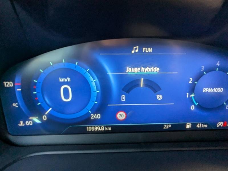 Photo 14 de l’annonce de FORD Puma d’occasion à vendre à FRÉJUS