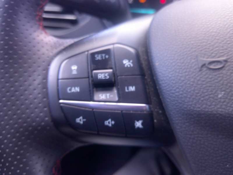 group.seo.links.detann.title Photo 14 de l’annonce de FORD Focus d’occasion à vendre à PERPIGNAN