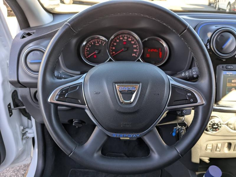 Photo 12 de l’annonce de DACIA Sandero d’occasion à vendre à LA VALETTE