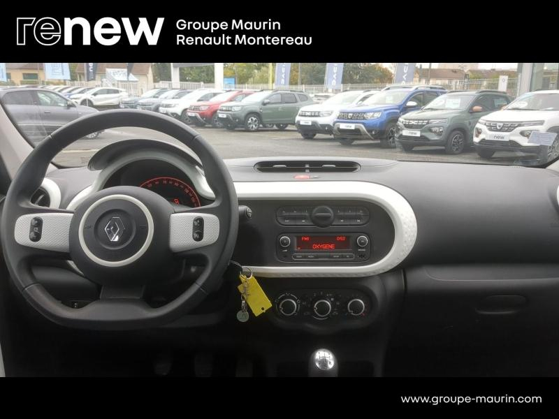 group.seo.links.detann.title Photo 8 de l’annonce de RENAULT Twingo d’occasion à vendre à VARENNES SUR SEINE