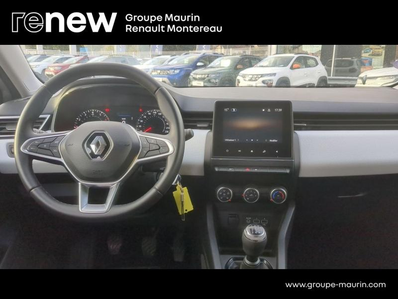 Photo 8 de l’annonce de RENAULT Clio d’occasion à vendre à VARENNES SUR SEINE