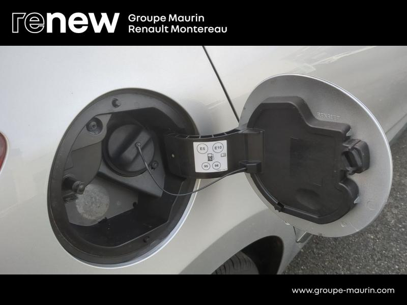 Photo 15 de l’annonce de RENAULT Clio d’occasion à vendre à VARENNES SUR SEINE