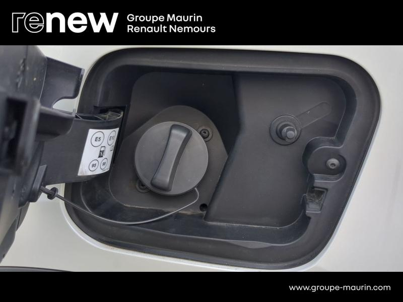 Photo 10 de l’annonce de RENAULT Captur d’occasion à vendre à SAINT PIERRE LES NEMOURS