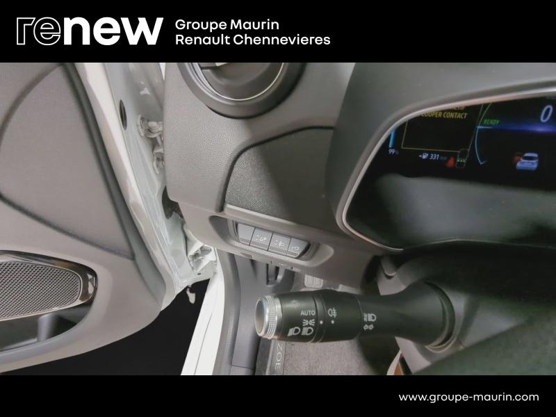 group.seo.links.detann.title Photo 13 de l’annonce de RENAULT Zoe d’occasion à vendre à CHENNEVIÈRES-SUR-MARNE