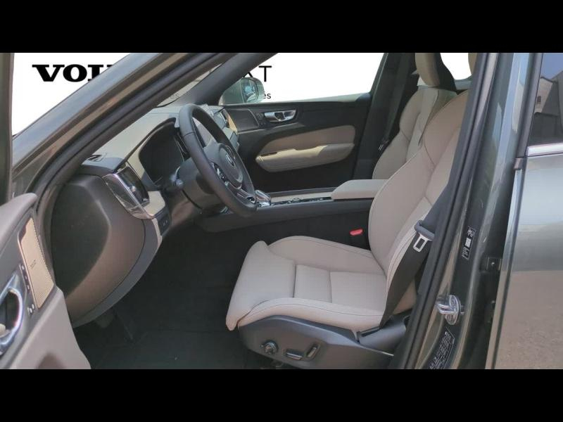 Photo 5 de l’annonce de VOLVO XC60 d’occasion à vendre à AIX-EN-PROVENCE