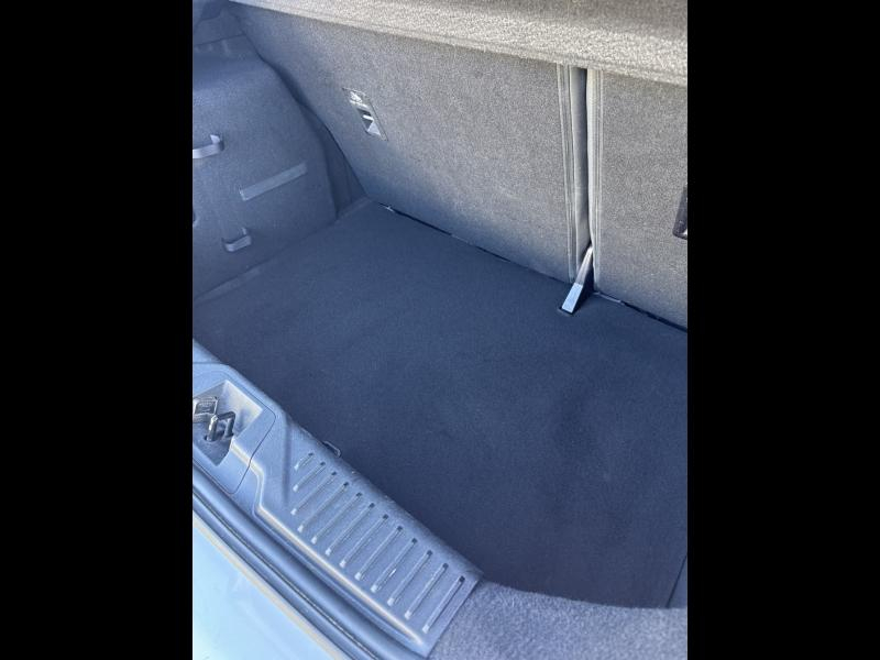 Photo 13 de l’annonce de FORD Fiesta d’occasion à vendre à TOULON