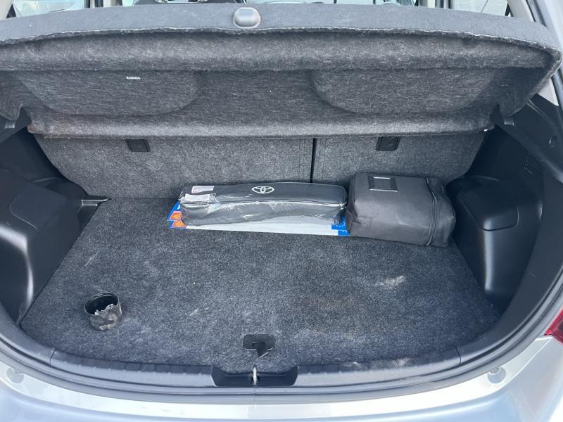 Photo 5 de l’annonce de TOYOTA Yaris d’occasion à vendre à LATTES