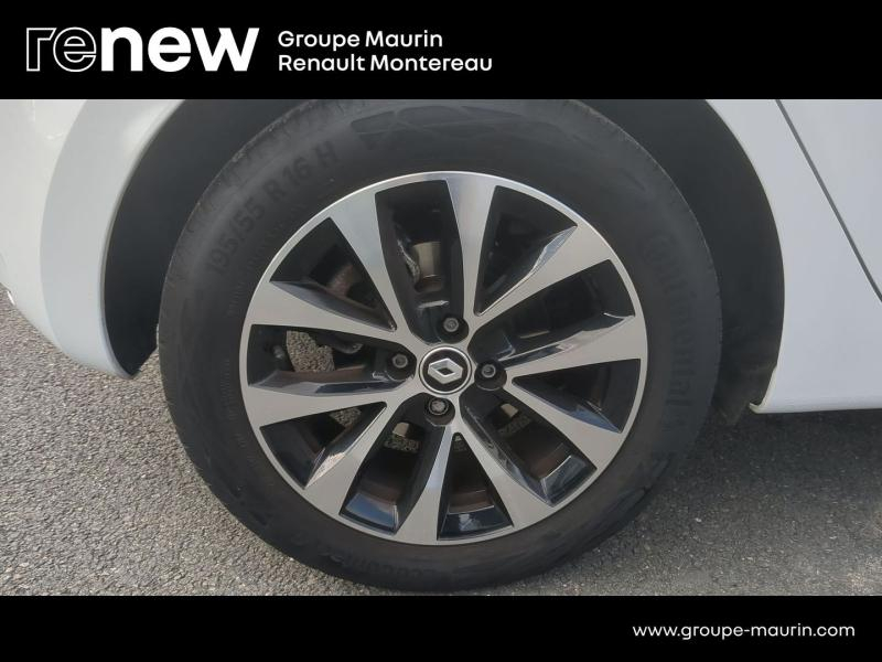 Photo 14 de l’annonce de RENAULT Clio d’occasion à vendre à VARENNES SUR SEINE