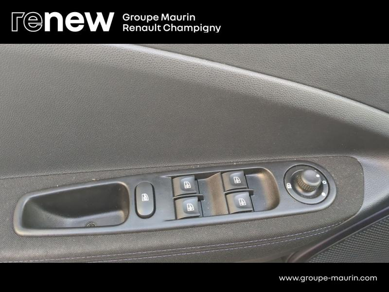 Photo 20 de l’annonce de RENAULT Zoe d’occasion à vendre à CHAMPIGNY-SUR-MARNE