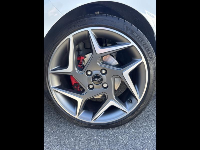 Photo 11 de l’annonce de FORD Fiesta d’occasion à vendre à TOULON