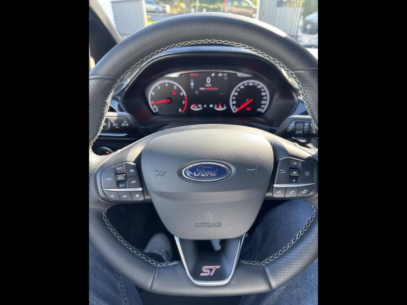 Photo 15 de l’annonce de FORD Fiesta d’occasion à vendre à TOULON