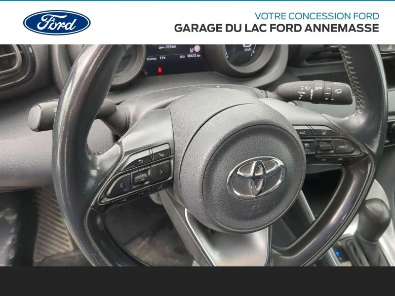 group.seo.links.detann.title Photo 17 de l’annonce de TOYOTA Yaris d’occasion à vendre à ANNEMASSE