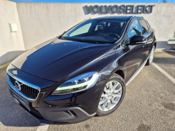 En savoir plus sur cette annonce de VOLVO V40 Cross Country D2 120ch Summum Geartronic d’occasion VOLVO V40 Cross Country d’occasion à vendre à AVIGNON