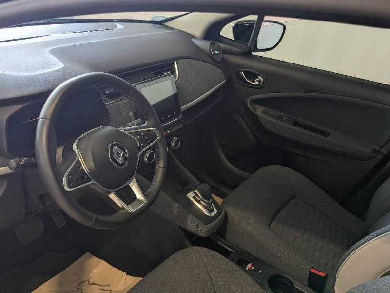 Photo 7 de l’annonce de RENAULT Zoe d’occasion à vendre à CHENNEVIÈRES-SUR-MARNE