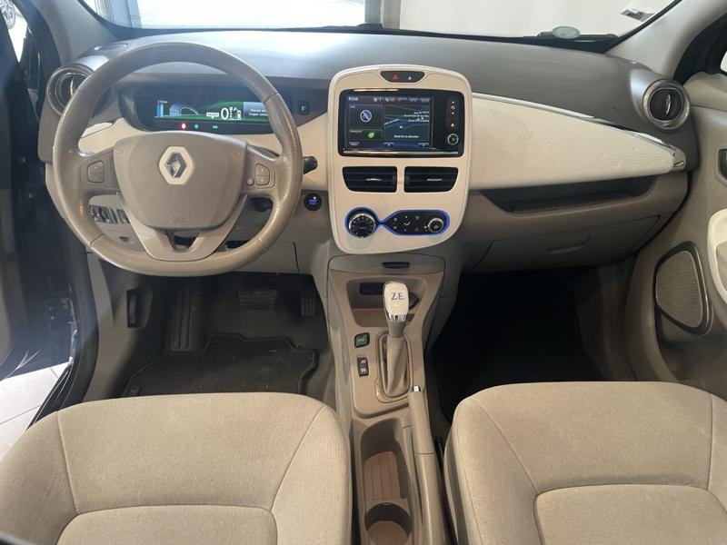Photo 15 de l’annonce de RENAULT Zoe d’occasion à vendre à CHENNEVIÈRES-SUR-MARNE