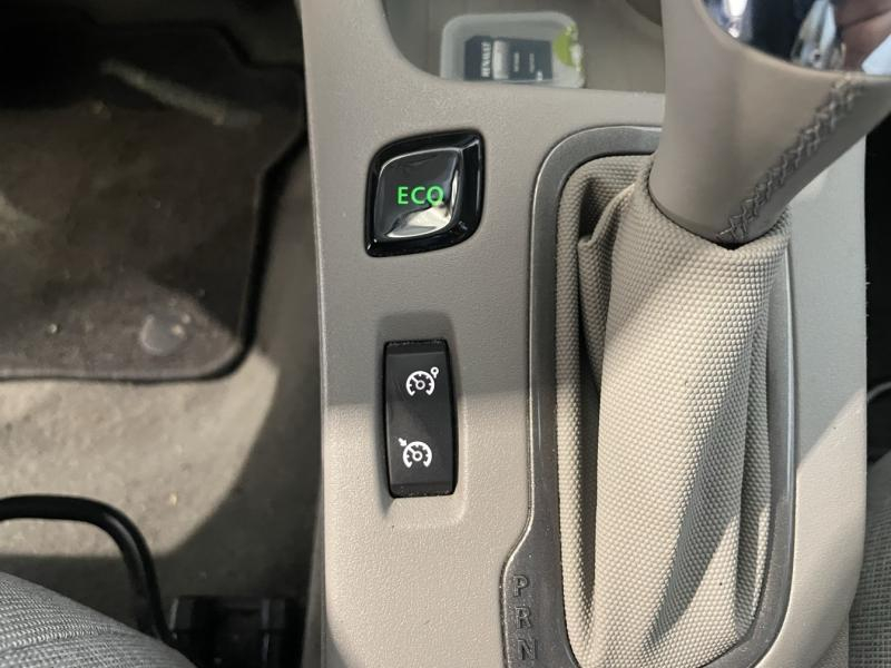 Photo 18 de l’annonce de RENAULT Zoe d’occasion à vendre à CHENNEVIÈRES-SUR-MARNE