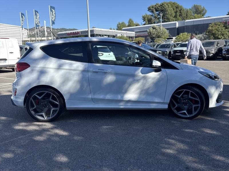 Photo 6 de l’annonce de FORD Fiesta d’occasion à vendre à TOULON