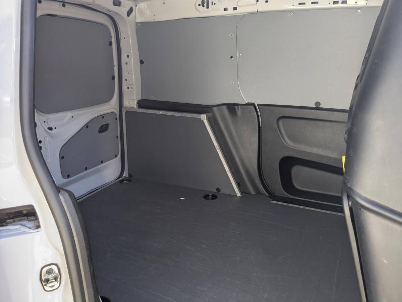 group.seo.links.detann.title Photo 11 de l’annonce de CITROEN Berlingo Van VUL d’occasion à vendre à DRAGUIGNAN