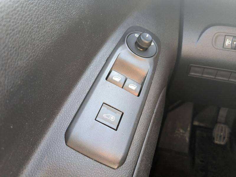 group.seo.links.detann.title Photo 14 de l’annonce de CITROEN Berlingo Van VUL d’occasion à vendre à DRAGUIGNAN