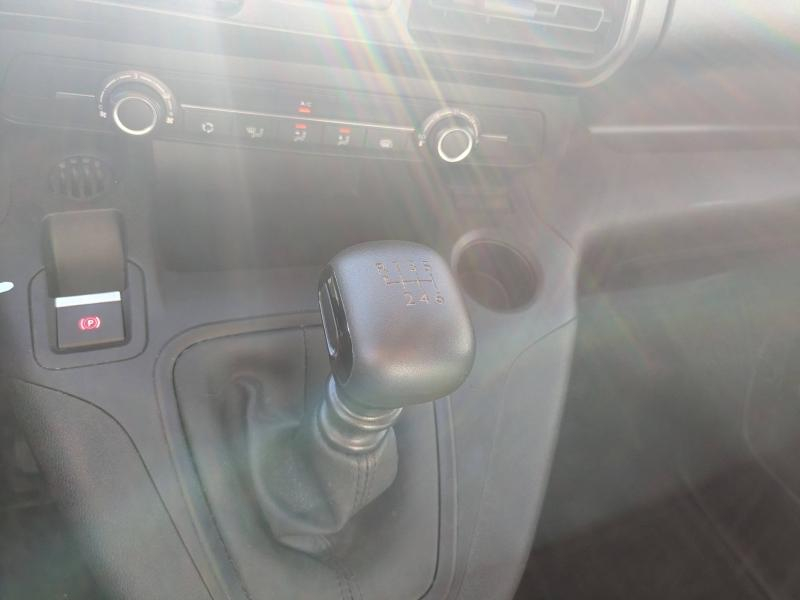 group.seo.links.detann.title Photo 20 de l’annonce de CITROEN Berlingo Van VUL d’occasion à vendre à DRAGUIGNAN