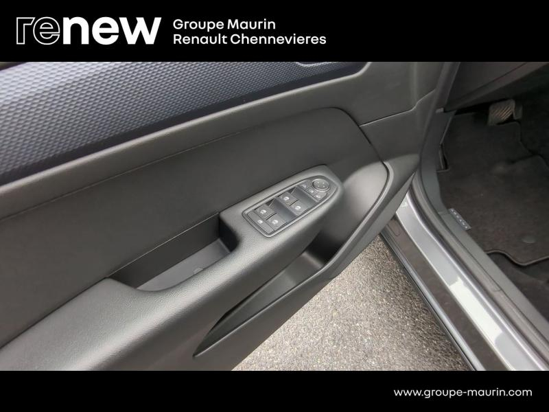 group.seo.links.detann.title Photo 14 de l’annonce de RENAULT Arkana d’occasion à vendre à CHENNEVIÈRES-SUR-MARNE