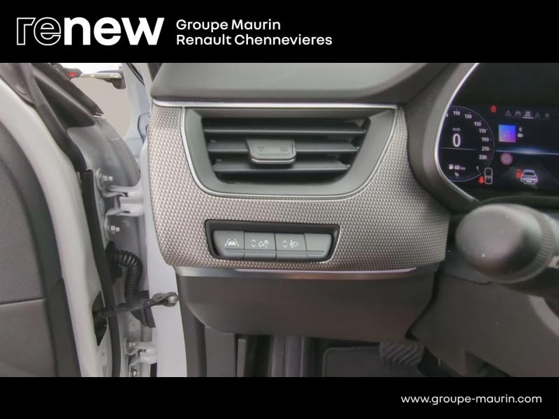 Photo 15 de l’annonce de RENAULT Arkana d’occasion à vendre à CHENNEVIÈRES-SUR-MARNE