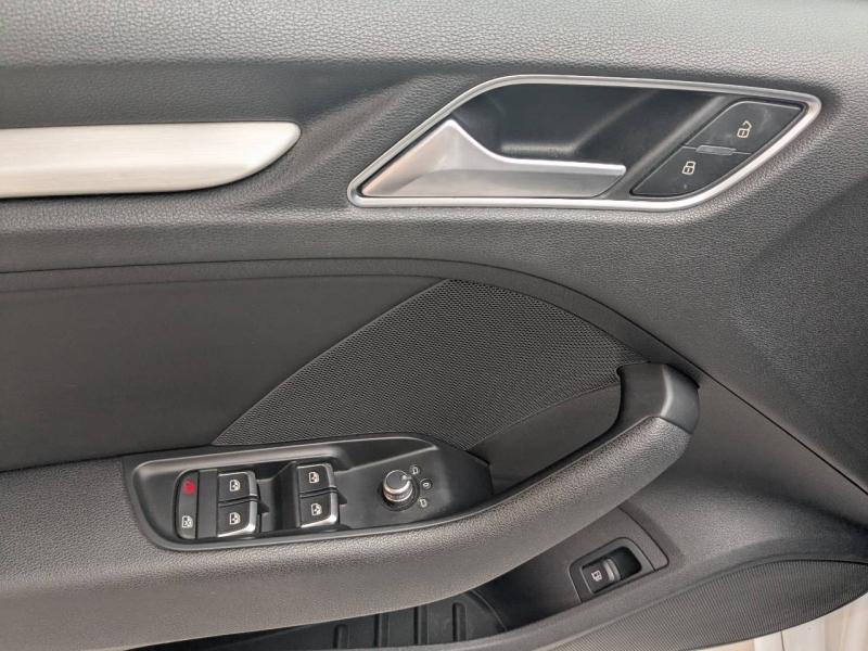 group.seo.links.detann.title Photo 10 de l’annonce de AUDI A3 Sportback d’occasion à vendre à PAYS DE GEX