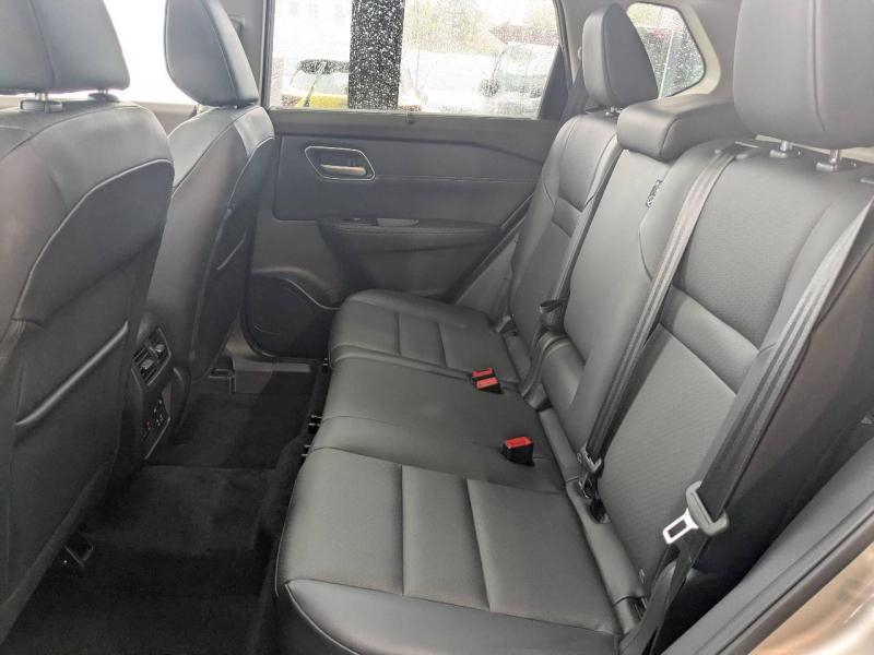 Photo 19 de l’annonce de NISSAN X-Trail d’occasion à vendre à PAYS DE GEX