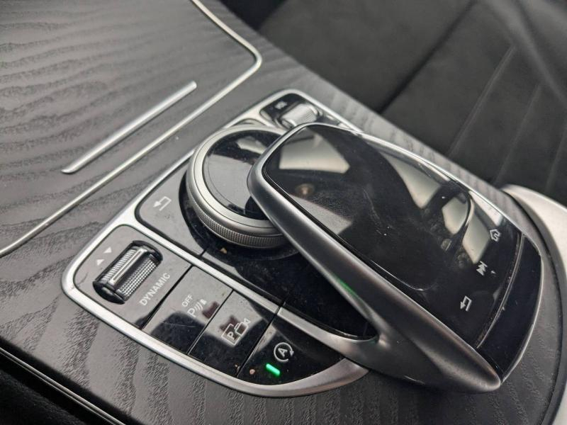 group.seo.links.detann.title Photo 15 de l’annonce de MERCEDES-BENZ Classe C d’occasion à vendre à PAYS DE GEX