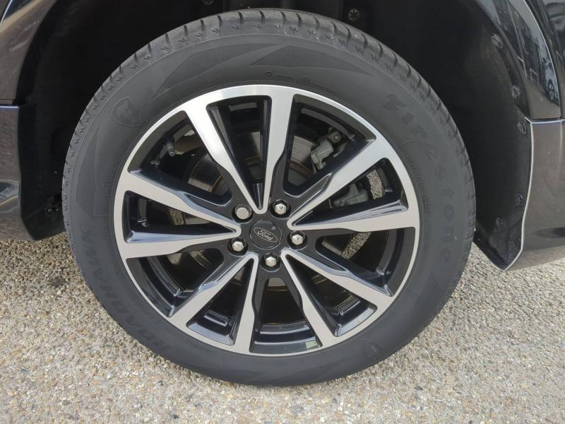 group.seo.links.detann.title Photo 9 de l’annonce de FORD Kuga d’occasion à vendre à ARLES