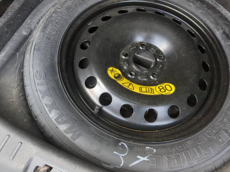 group.seo.links.detann.title Photo 12 de l’annonce de FORD Kuga d’occasion à vendre à ARLES