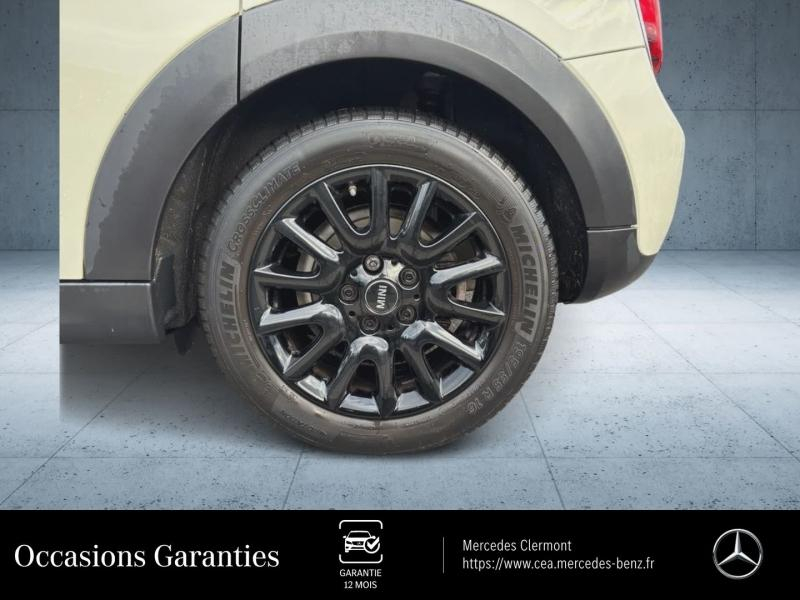 group.seo.links.detann.title Photo 8 de l’annonce de MINI Mini 5 Portes d’occasion à vendre à AUBIÈRE